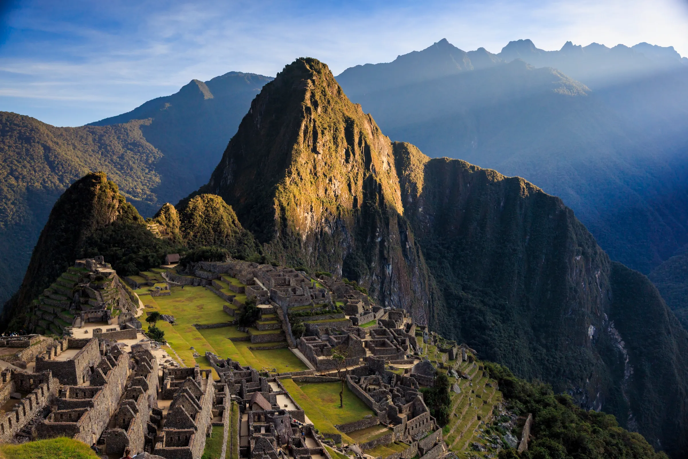 Diapositive 6 : Machu Picchu ou chutes d'Iguaçu